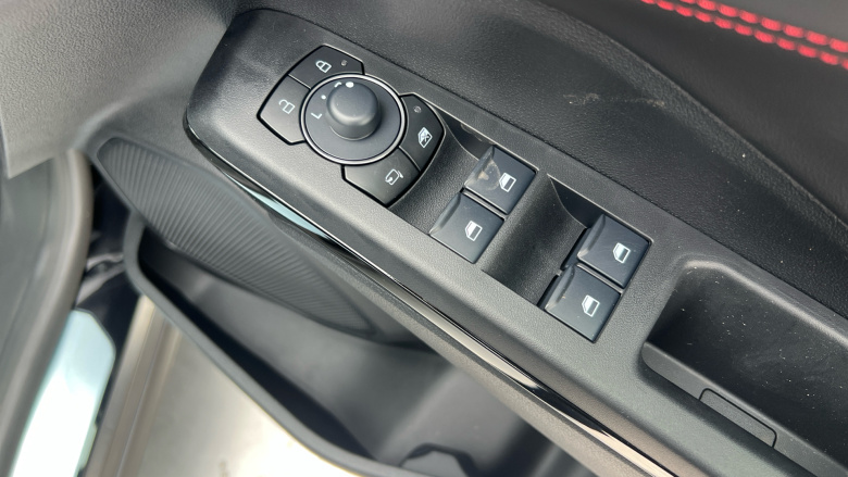 Ford Puma 1.0 EcoBoost Hybrid mHEV ST-Line X 5dr Petrol Hatchback